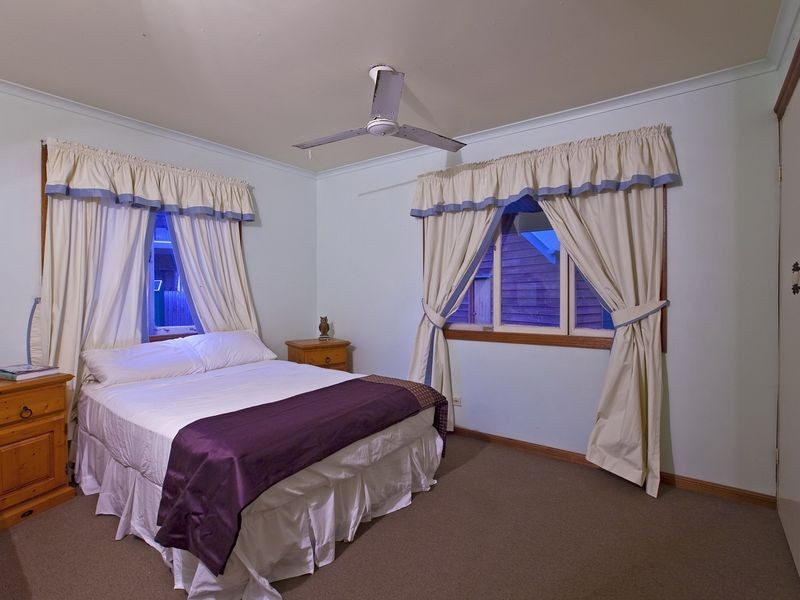 32-34 Erobin Street, Cleveland QLD 4163