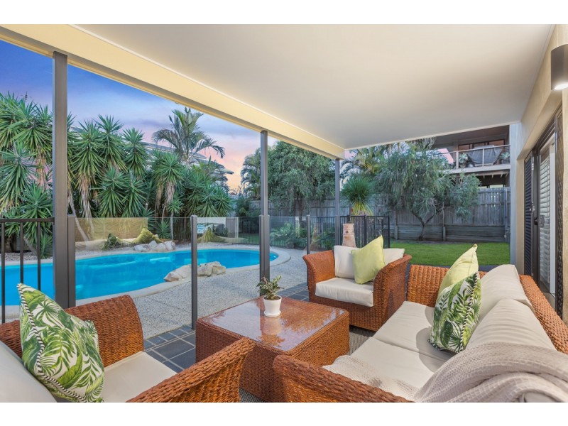 12 Seaspray Street, Thornlands QLD 4164