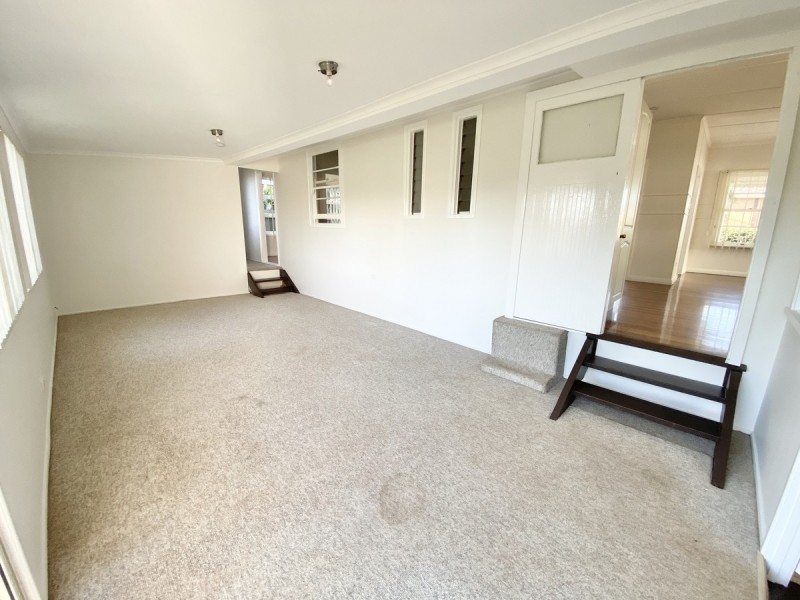 8 Edinburgh Street, Victoria Point QLD 4165