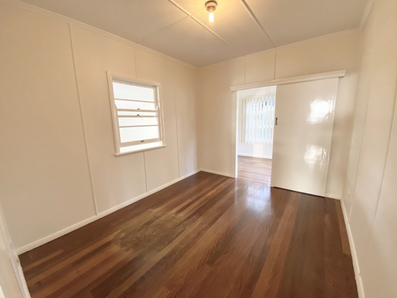 8 Edinburgh Street, Victoria Point QLD 4165