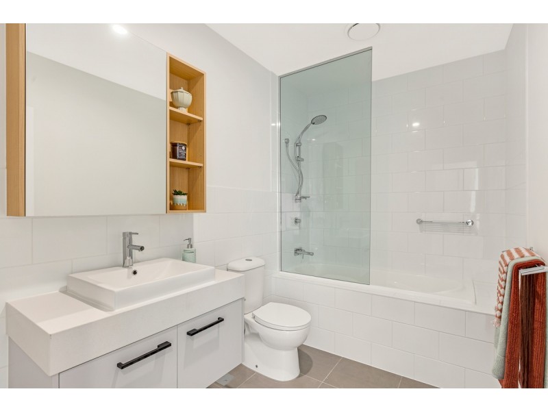 2/521 Old Cleveland Road East, Birkdale QLD 4159