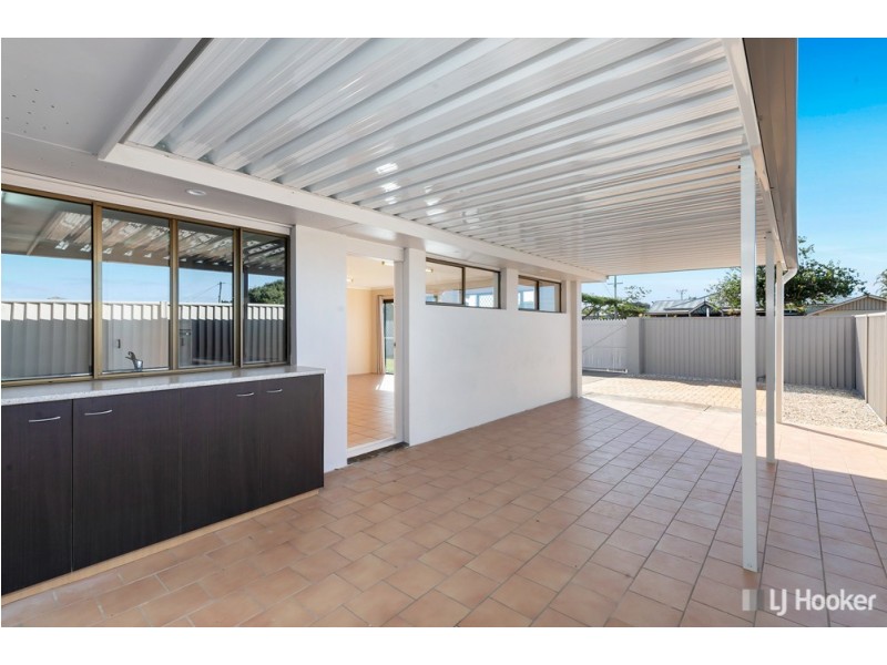 288 Bloomfield Street, Cleveland QLD 4163