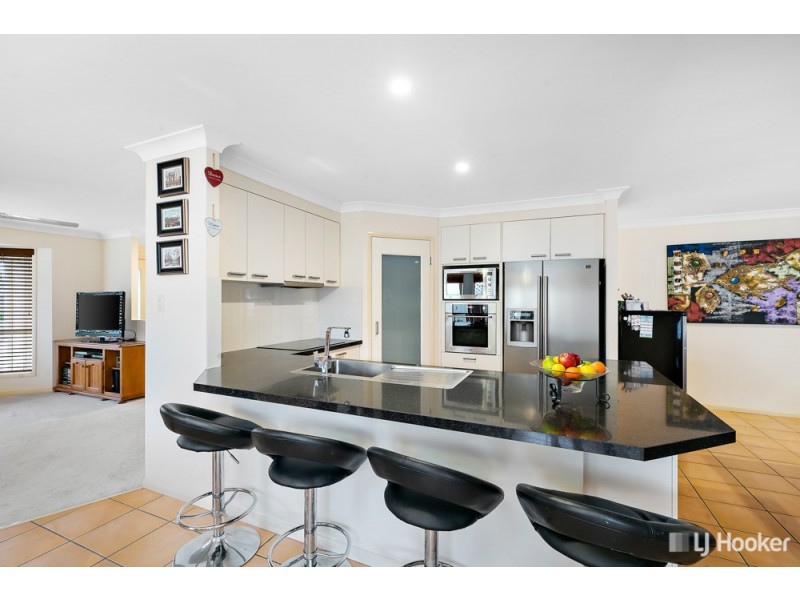 77 Byng Road, Birkdale QLD 4159