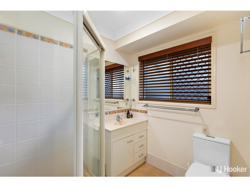 77 Byng Road, Birkdale QLD 4159