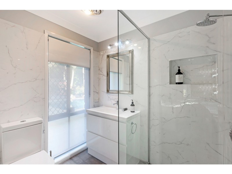 36 Kalmia Drive, Redland Bay QLD 4165