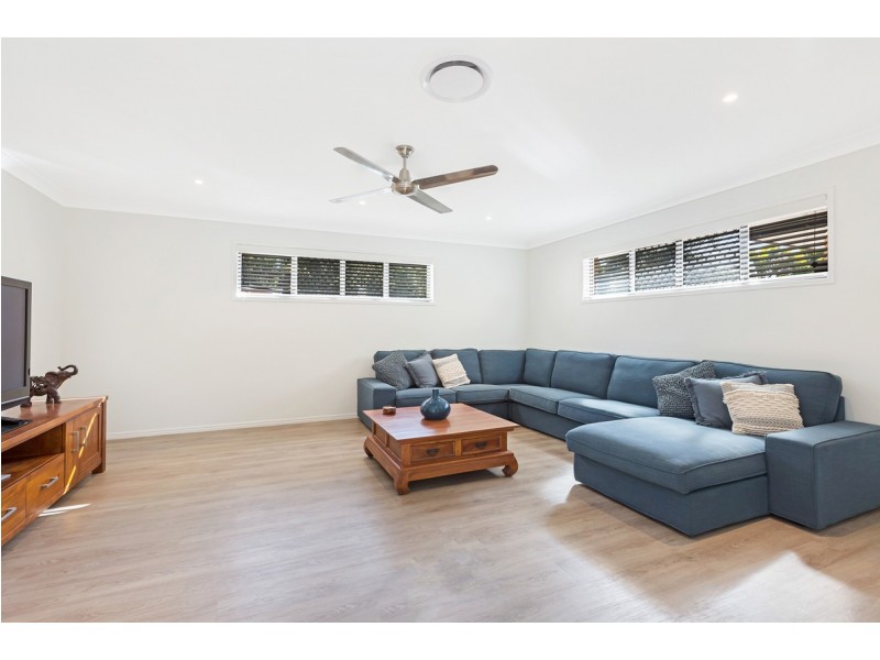 36 Kalmia Drive, Redland Bay QLD 4165