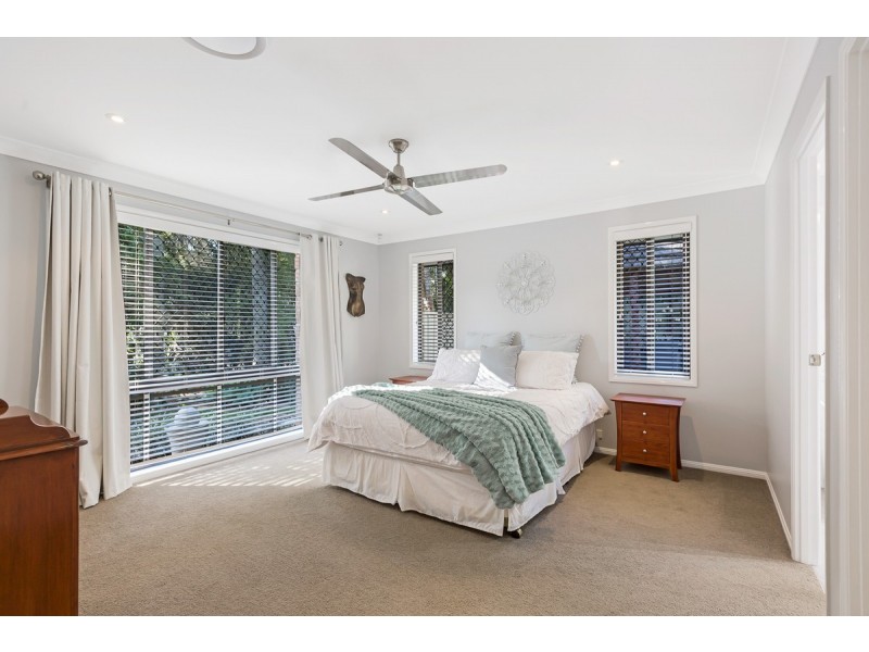 36 Kalmia Drive, Redland Bay QLD 4165