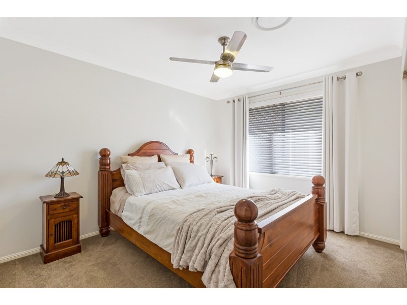 36 Kalmia Drive, Redland Bay QLD 4165