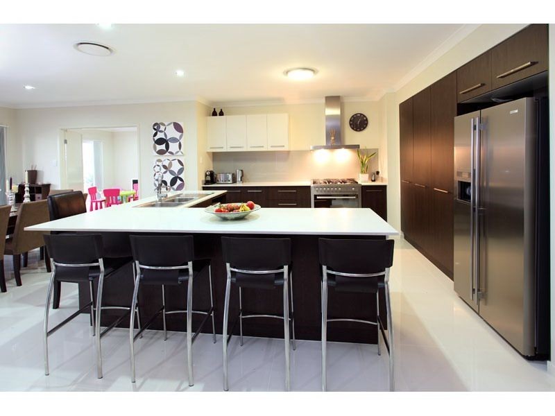 5 Hoskins Drive, Wellington Point QLD 4160