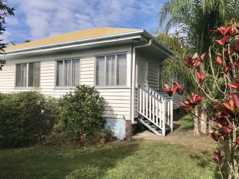 33 Whites Road, Manly West QLD 4179