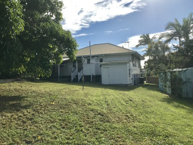 33 Whites Road, Manly West QLD 4179