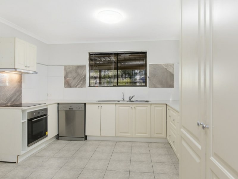 16 Ziegenfusz Road, Thornlands QLD 4164