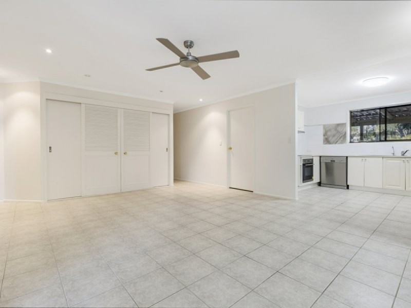 16 Ziegenfusz Road, Thornlands QLD 4164