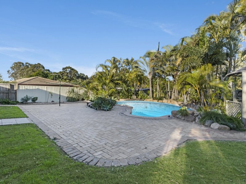 16 Ziegenfusz Road, Thornlands QLD 4164