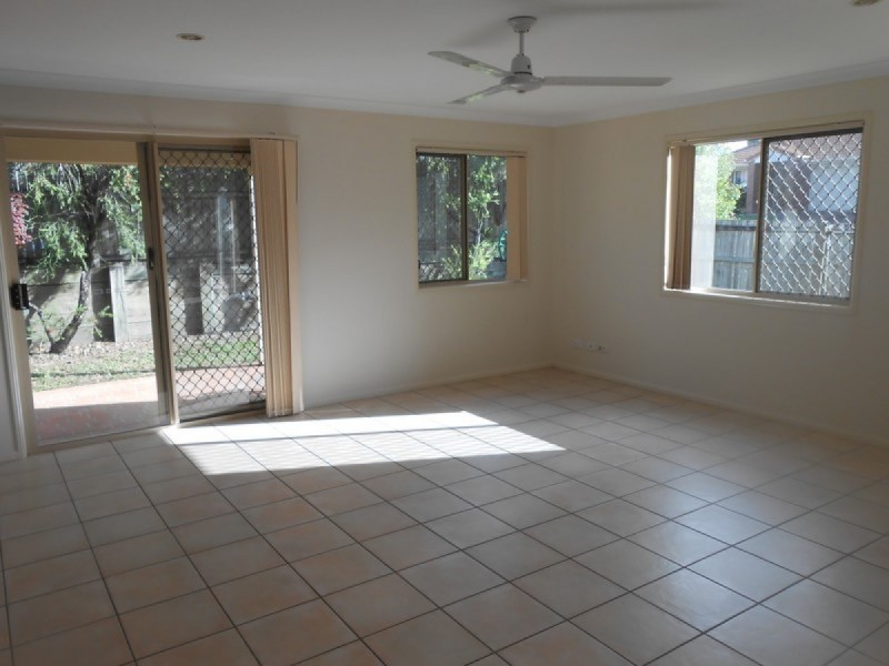 2 Burkett Crescent, Victoria Point QLD 4165