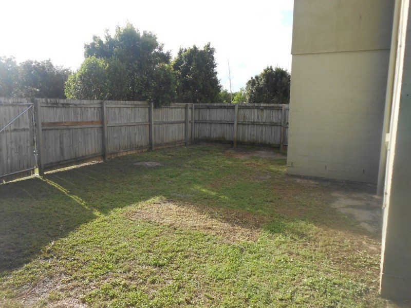 2 Burkett Crescent, Victoria Point QLD 4165