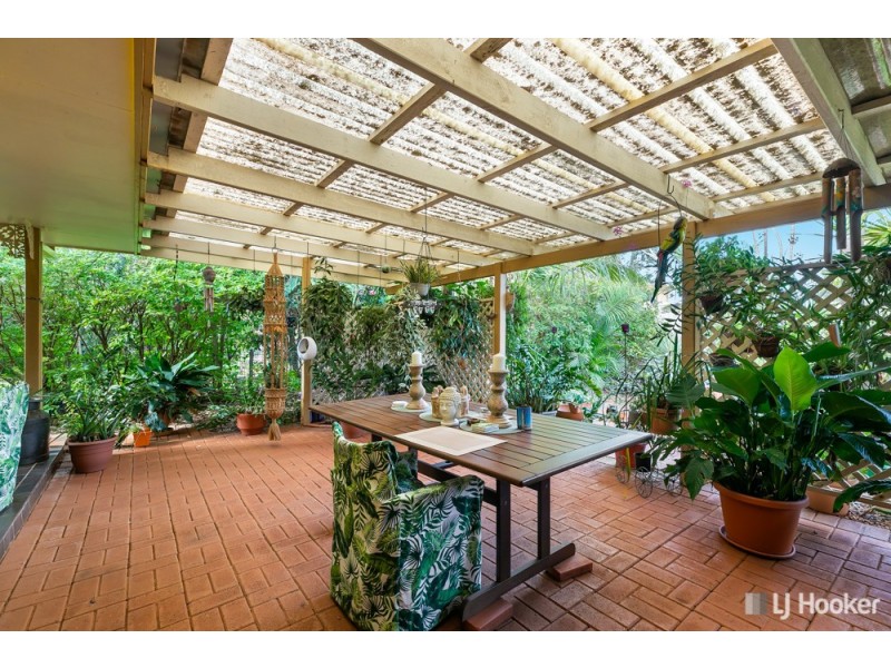 2 Vicki Place, Victoria Point QLD 4165