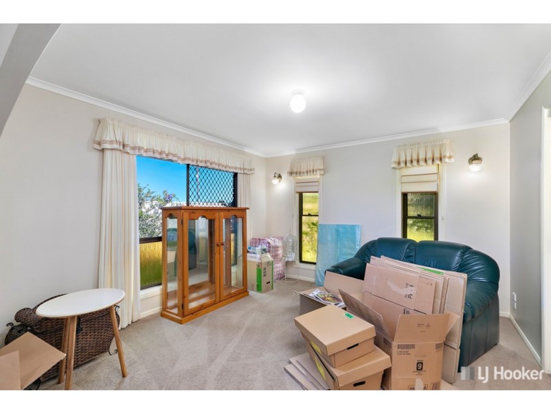 2 Vicki Place, Victoria Point QLD 4165
