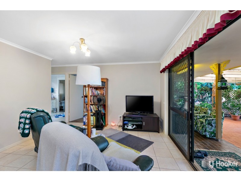 2 Vicki Place, Victoria Point QLD 4165