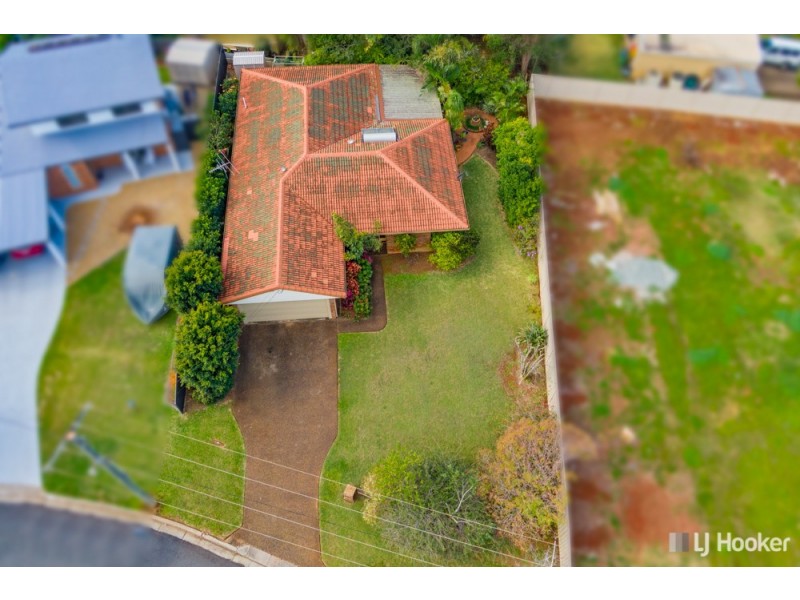 2 Vicki Place, Victoria Point QLD 4165