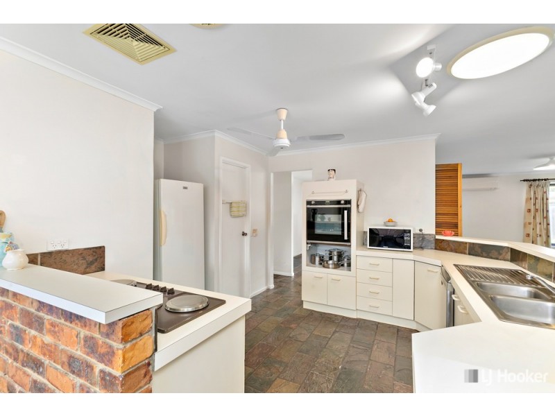 17 Ziegenfusz Road, Thornlands QLD 4164