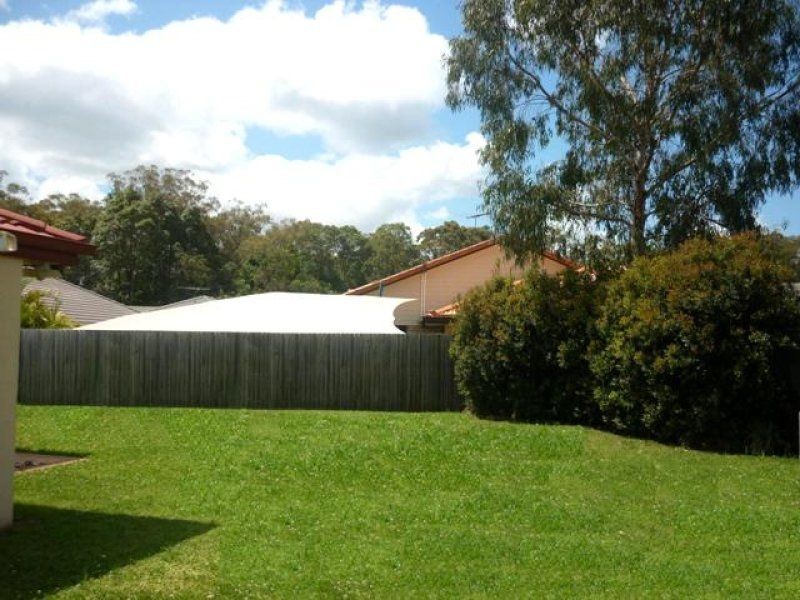 27 Parklink Drive, Redland Bay QLD 4165