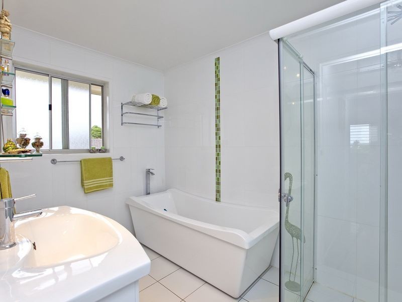19 Yarran Street, Victoria Point QLD 4165