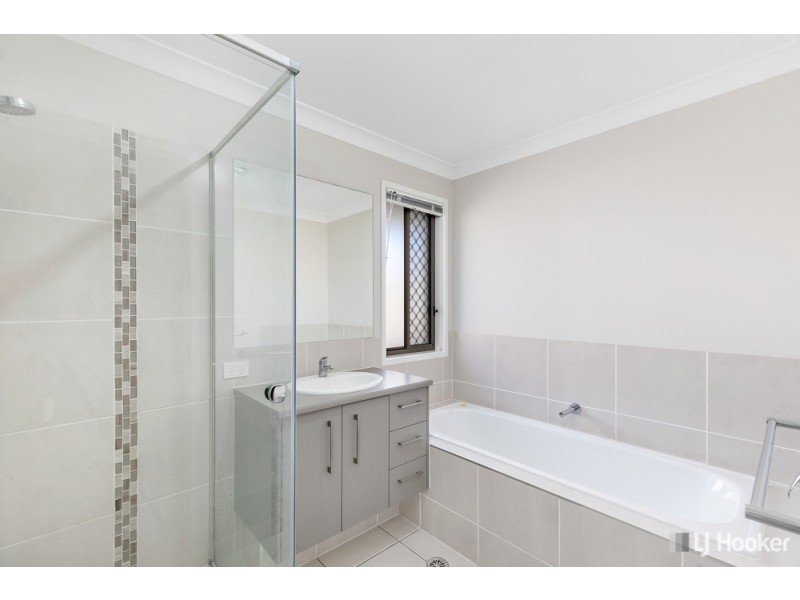 80A Carinyan Drive, Birkdale QLD 4159