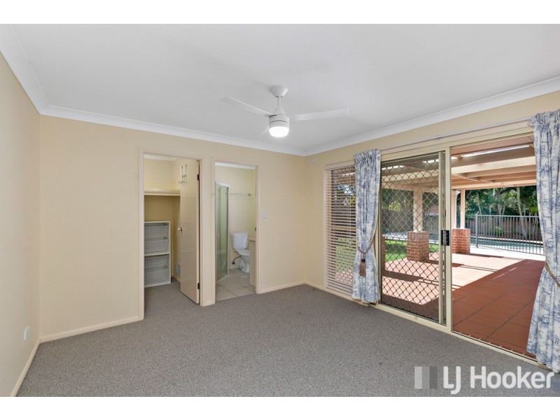 23 Chesterfield Crescent, Wellington Point QLD 4160