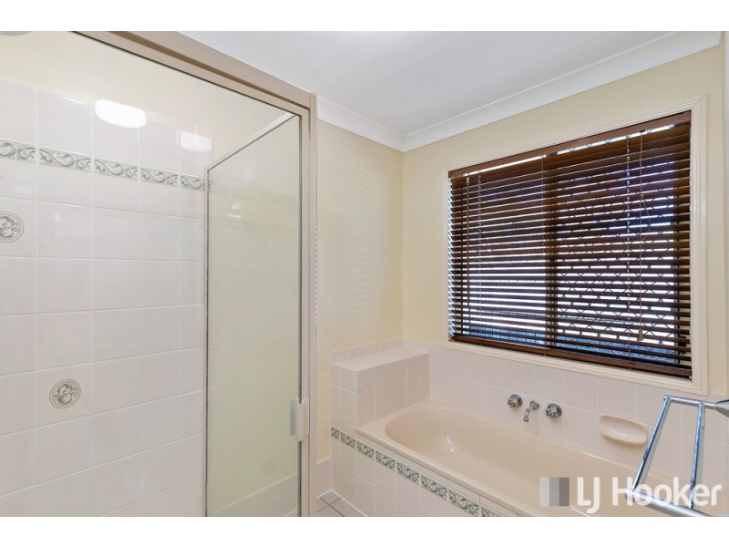 23 Chesterfield Crescent, Wellington Point QLD 4160