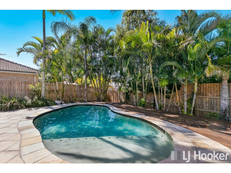 23 Chesterfield Crescent, Wellington Point QLD 4160