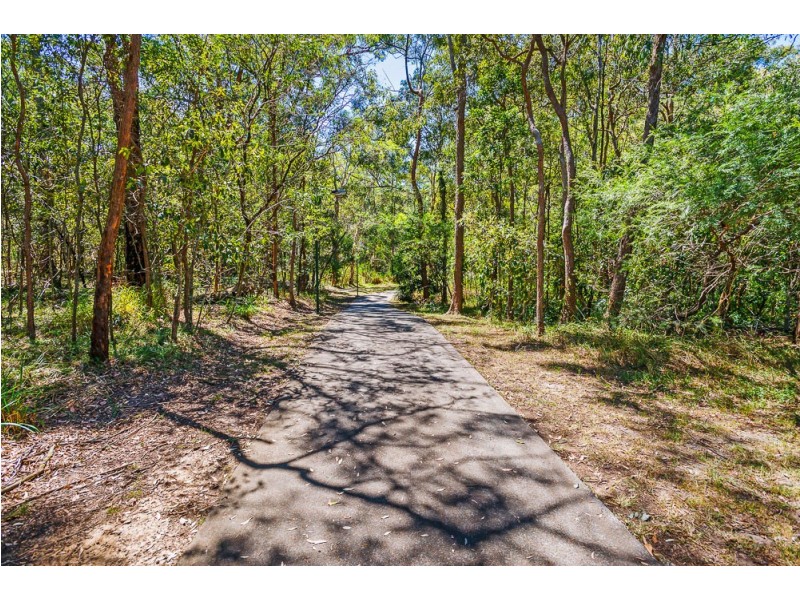 6 Larwood Street, Upper Mount Gravatt QLD 4122