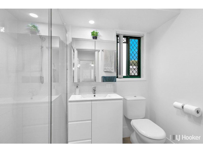 5A Holz Street, Victoria Point QLD 4165