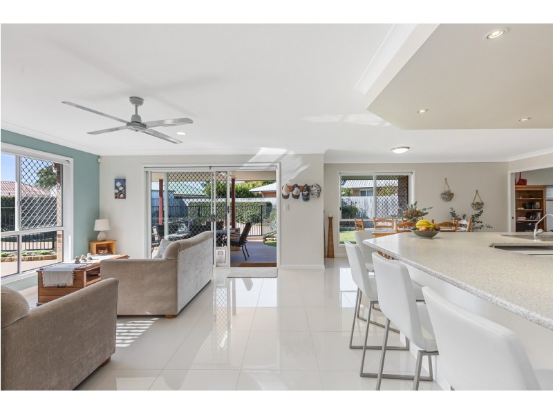 19 Cove Court, Victoria Point QLD 4165