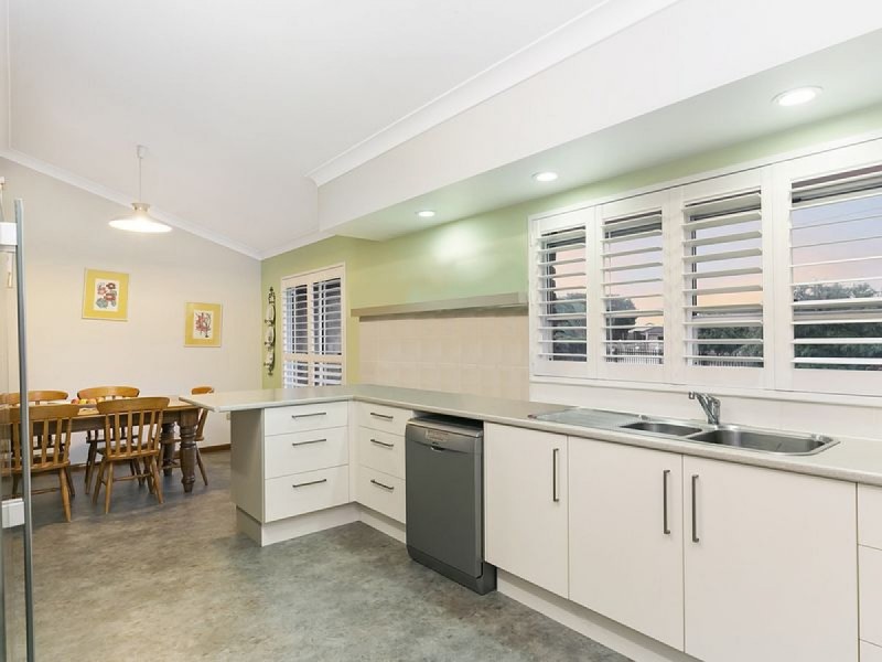 25 Marlborough Road, Wellington Point QLD 4160