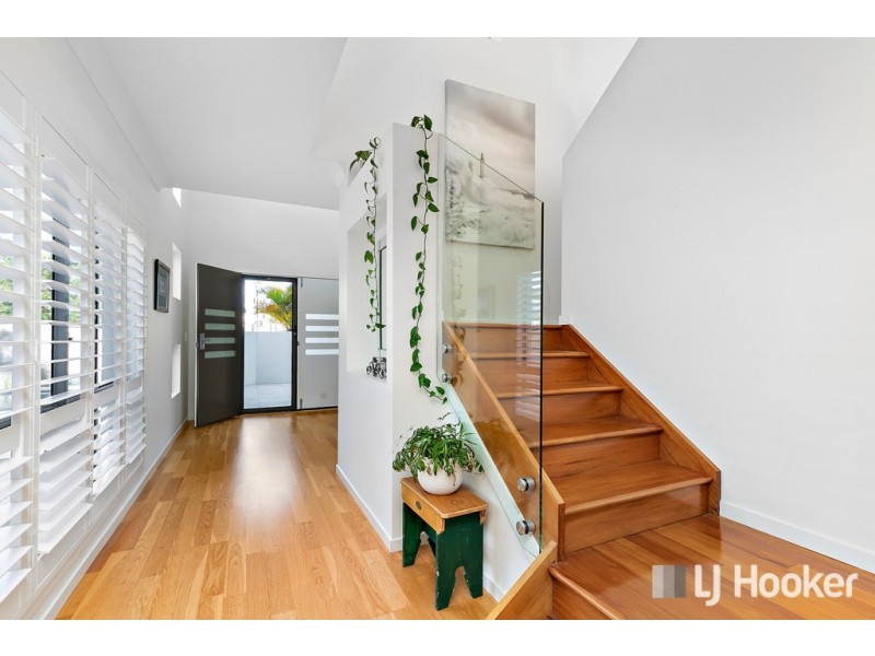 90 Beachcrest Road, Wellington Point QLD 4160