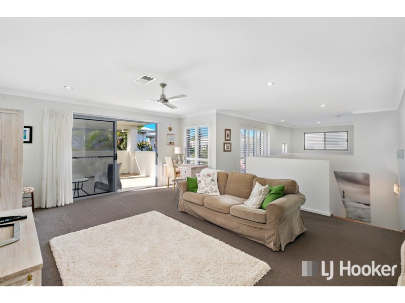 90 Beachcrest Road, Wellington Point QLD 4160