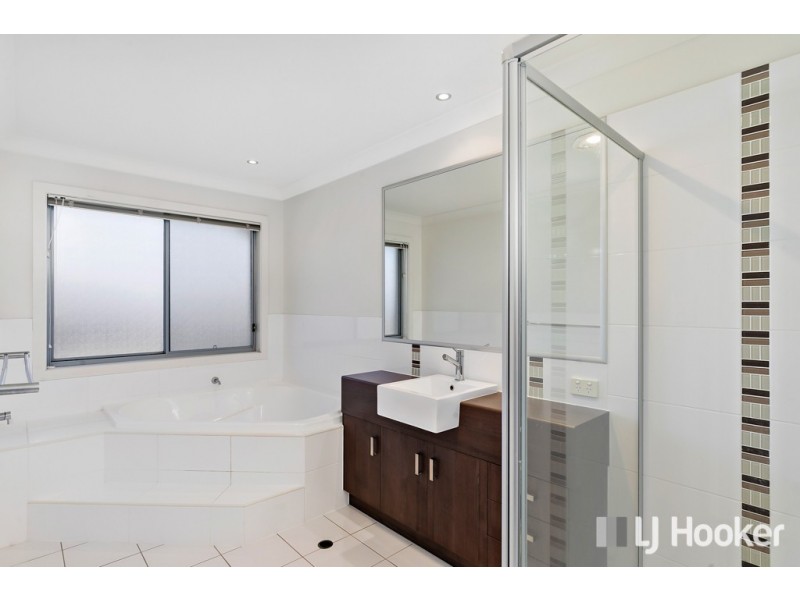 90 Beachcrest Road, Wellington Point QLD 4160