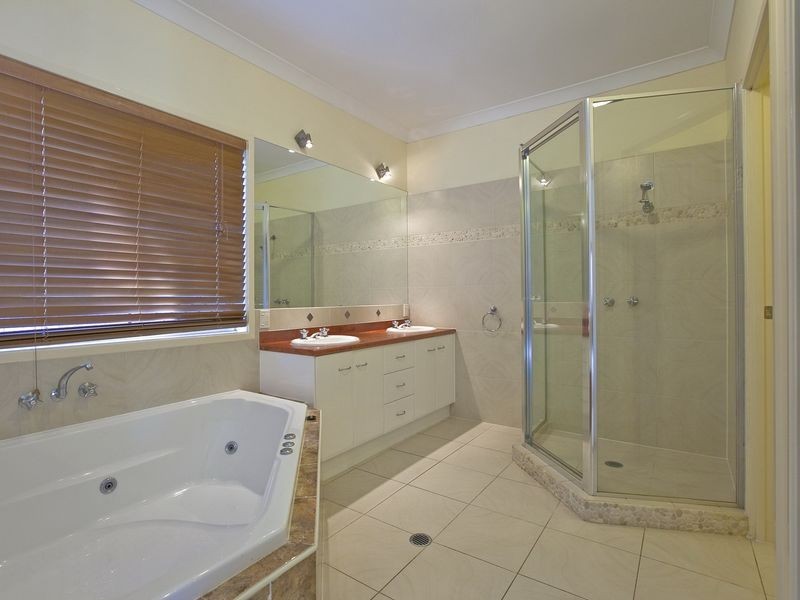 30 Morris Circuit, Thornlands QLD 4164