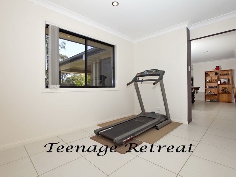 54a Hardy Road, Birkdale QLD 4159
