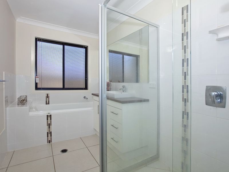 54a Hardy Road, Birkdale QLD 4159