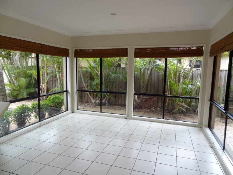 10 Ribonwood Street, Thornlands QLD 4164