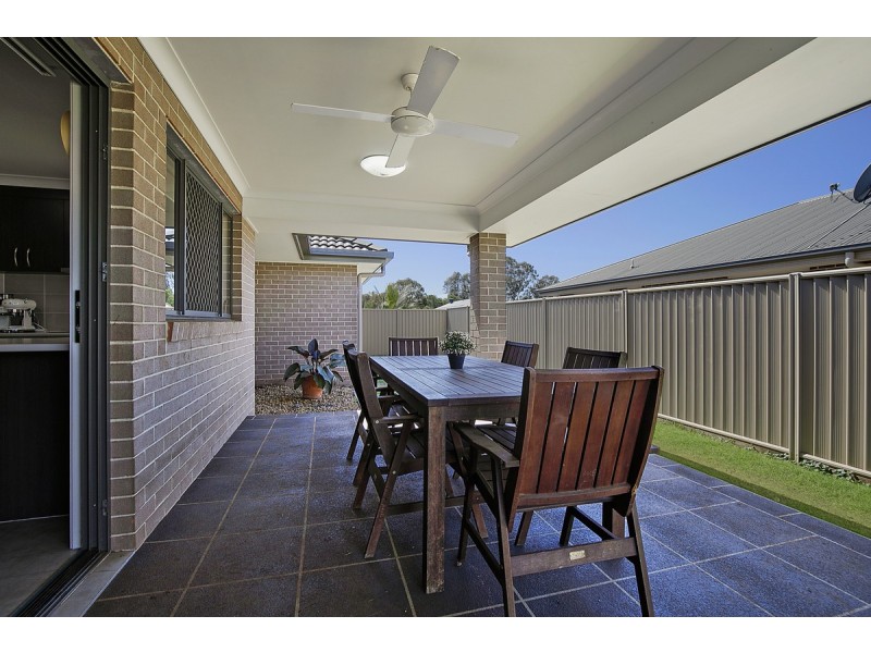 36 Willis Close, Redland Bay QLD 4165