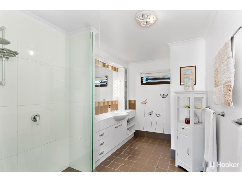 19 Cupania Street, Victoria Point QLD 4165