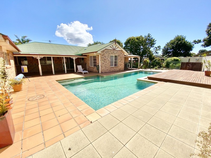 3 Cove Court, Victoria Point QLD 4165