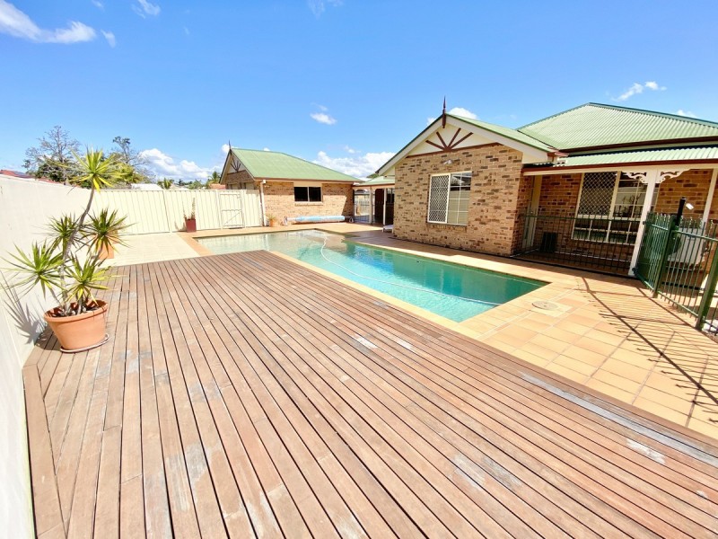3 Cove Court, Victoria Point QLD 4165