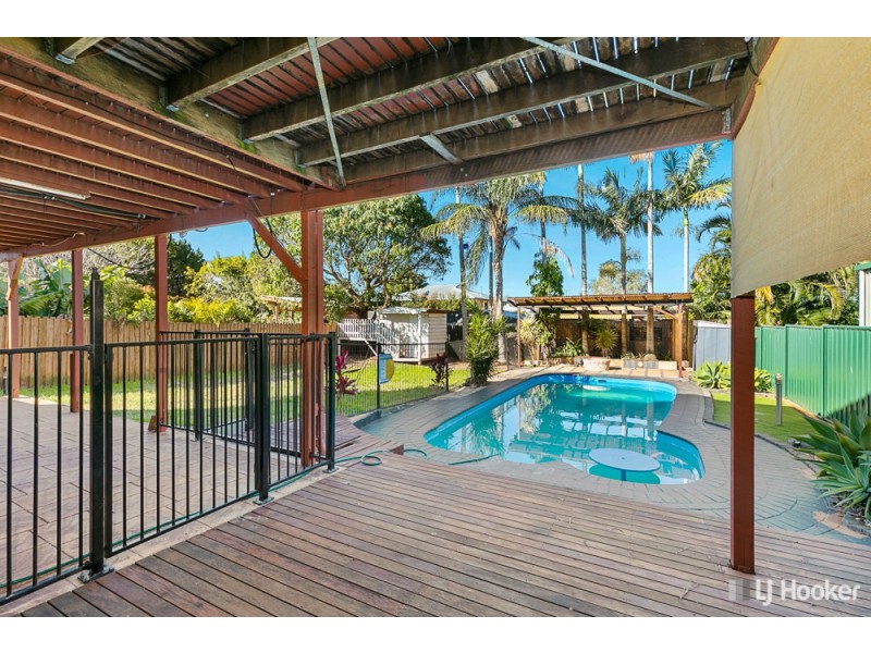 217 James Street, Redland Bay QLD 4165