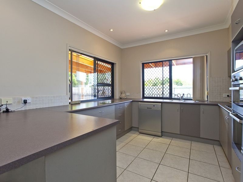 18 Manning Esplanade, Thornlands QLD 4164
