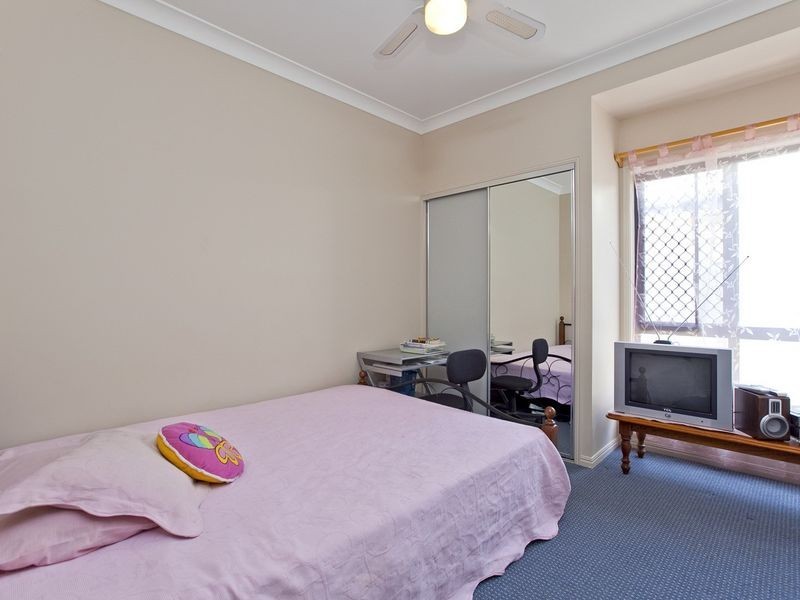 18 Manning Esplanade, Thornlands QLD 4164