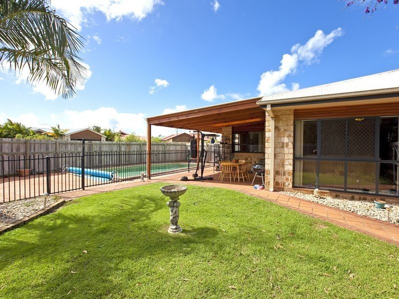 18 Manning Esplanade, Thornlands QLD 4164